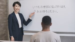 Bir anda karakteriniz değişiyorsa yalnız değilsiniz: Dilbilimcilere göre son derece normal