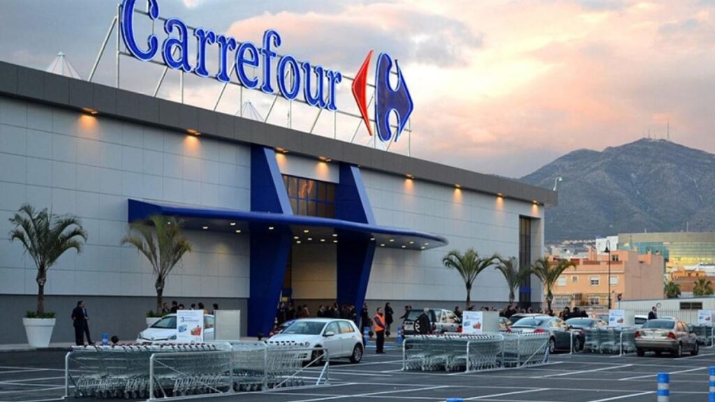 Carrefour, ülkedeki tüm süpermarketlerini sattı