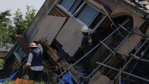Deprem oldu, kitabı gündeme oturdu: 5 Temmuz’a dikkat!