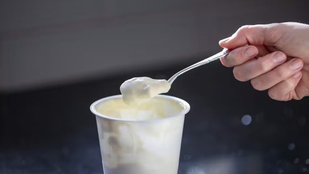 Yoğurt kutusunda gizli tehlike! Acilen geri çağrılıyor