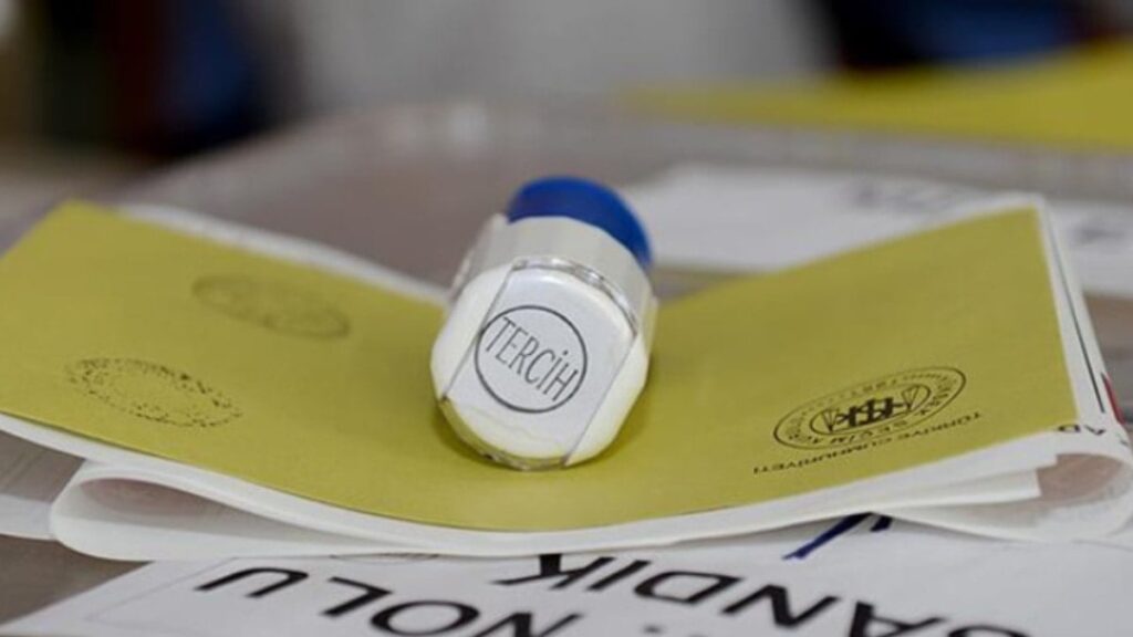 Ağustos ayının son anketinde birinci parti belli oldu