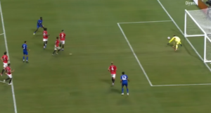 Altay Bayındır’ın yediği gol alay konusu oldu