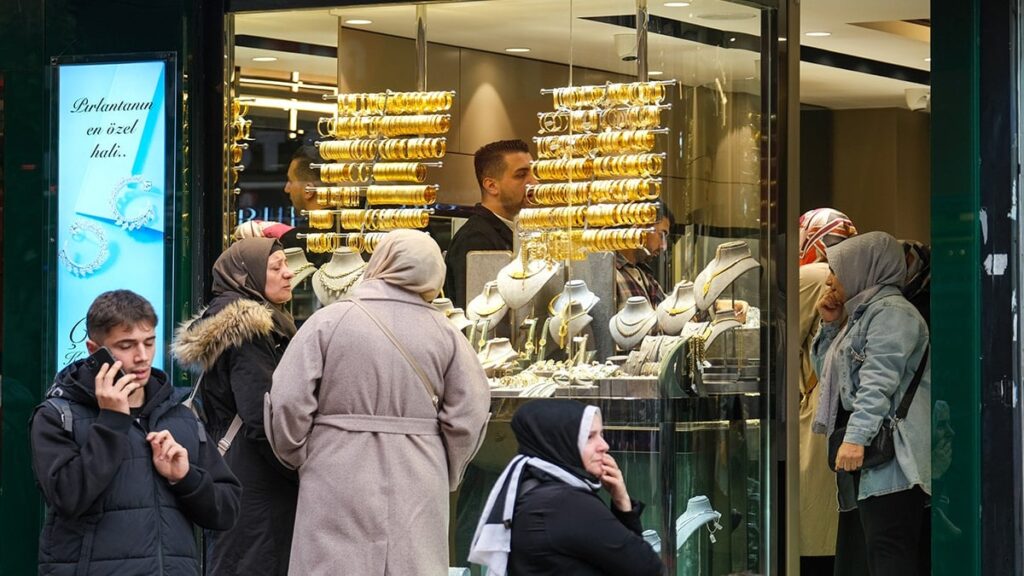 Altın yatırımcılarının en çok düştüğü tuzak: Zarar üstüne zarar ettiriyor