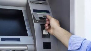 Başka ATM’lerden para çekerken ücret alınması yasaklandı: Dün itibariyle yürürlüğe girdi