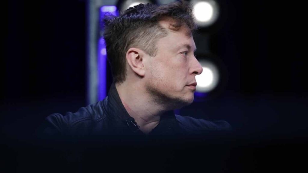 Elon Musk bir düelloyu daha kaybetti: Çin yine kazandı!