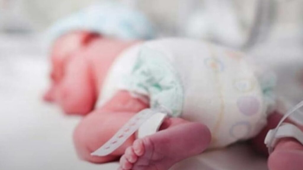 Eski Sağlık Bakanı’nın hastanesi Yenidoğan skandalında suçlu bulundu