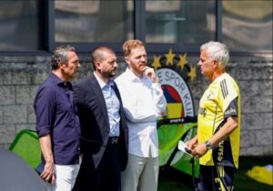 Fenerbahçe 5 oyuncunun peşinde