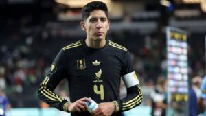 Fenerbahçe yeni transferi resmen açıkladı