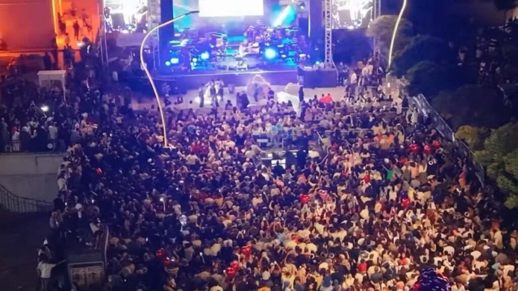 AKP’li belediye 6 bin nüfuslu ilçede festivale milyonlar harcadı, işçinin maaşını ödeyemedi