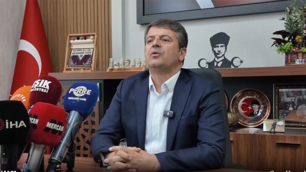 Abdurrahman Tutdere AKP’ye mi geçecek? İlk kez konuştu