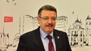 Ahmet Metin Genç’e para cezası