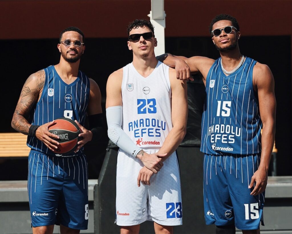 Anadolu Efes’in yeni formaları görücüye çıktı