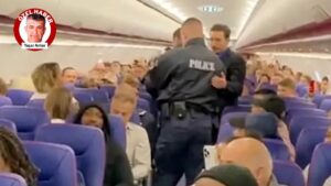 Antalya’ya gelen uçakta kaos! İngiliz turist Türk yolcuya saldırdı