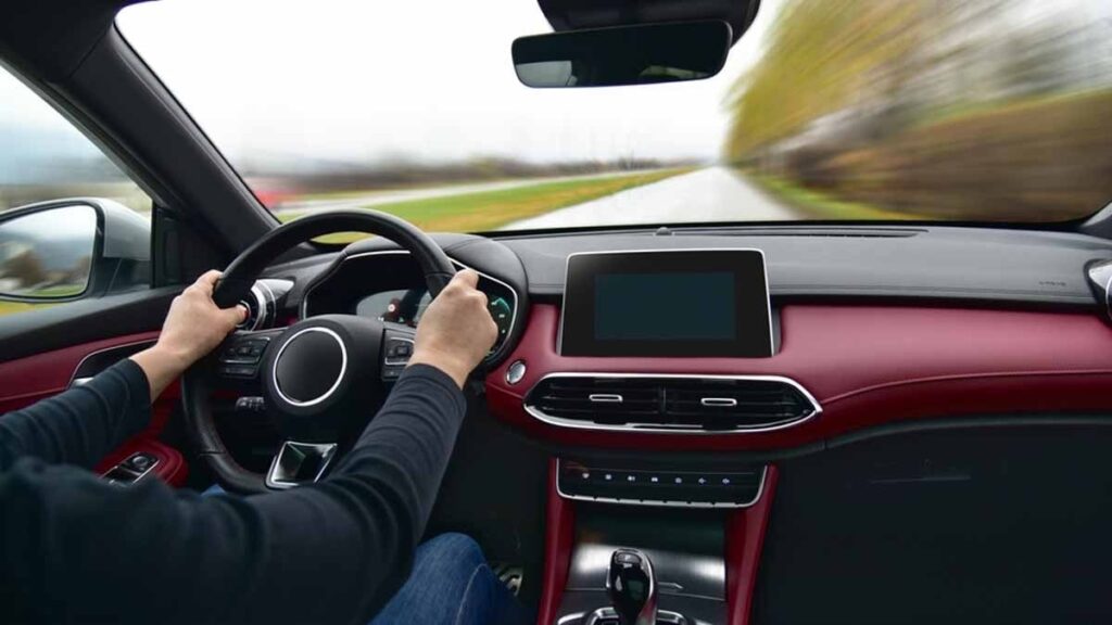 Arabanızın camına yumurta atarlarsa sakın silecekleri çalıştırmayın! Polis uyardı: Bu bir tuzak