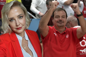 Berna Laçin, Ergin Ataman’ı hedef aldı! Tepki yağıyor