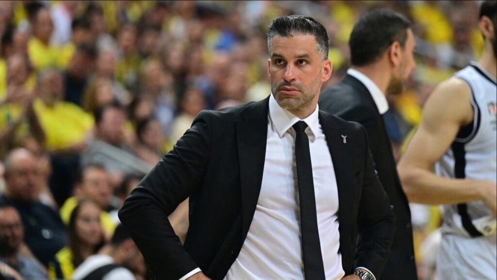 Beşiktaş’ın hocasına milli takımdan teklif geldi! Kritik görüşme