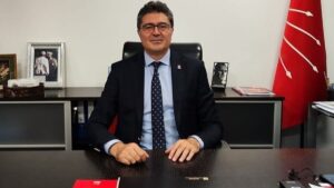 CHP’li Aytekin: Partimiz dimdik ayakta