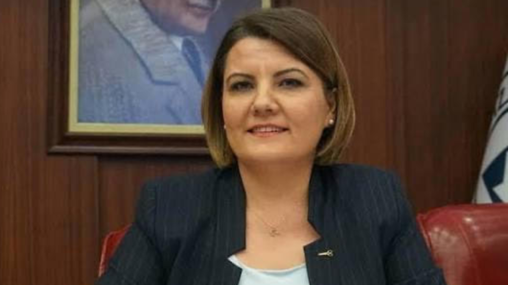 CHP’li başkandan partisine ‘kongre’ isyanı… ‘AKP’lilerle el sıkışanlara ödün vermedim’