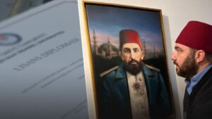 Diploması sahte çıkan Osmanlı torunundan tuhaf savunma