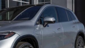 Düğmeye basıldı: Dünyanın en büyük otomobil pazarı, gömme kapı kollarını yasalıyor