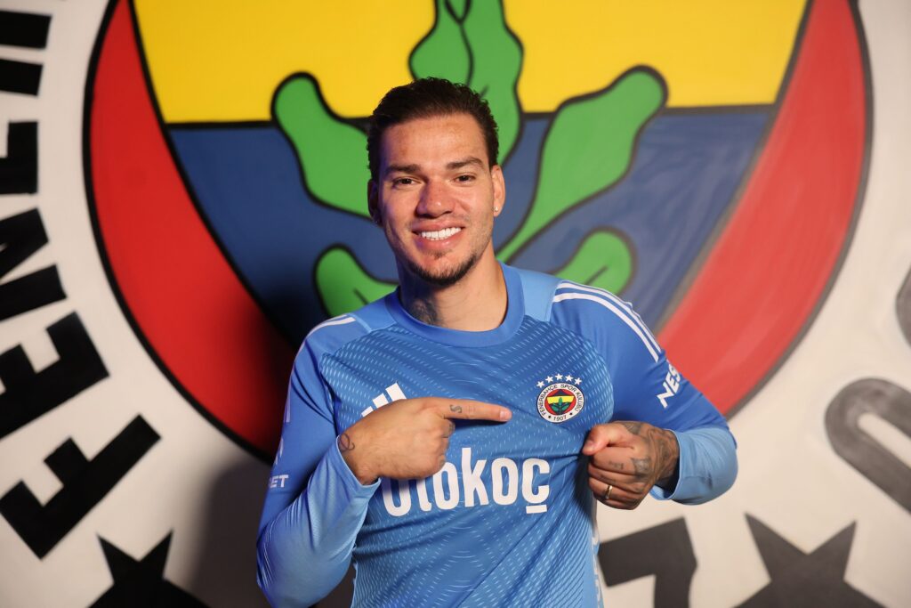 Fenerbahçe, Ederson ile 3+1 yıllık sözleşme imzaladı