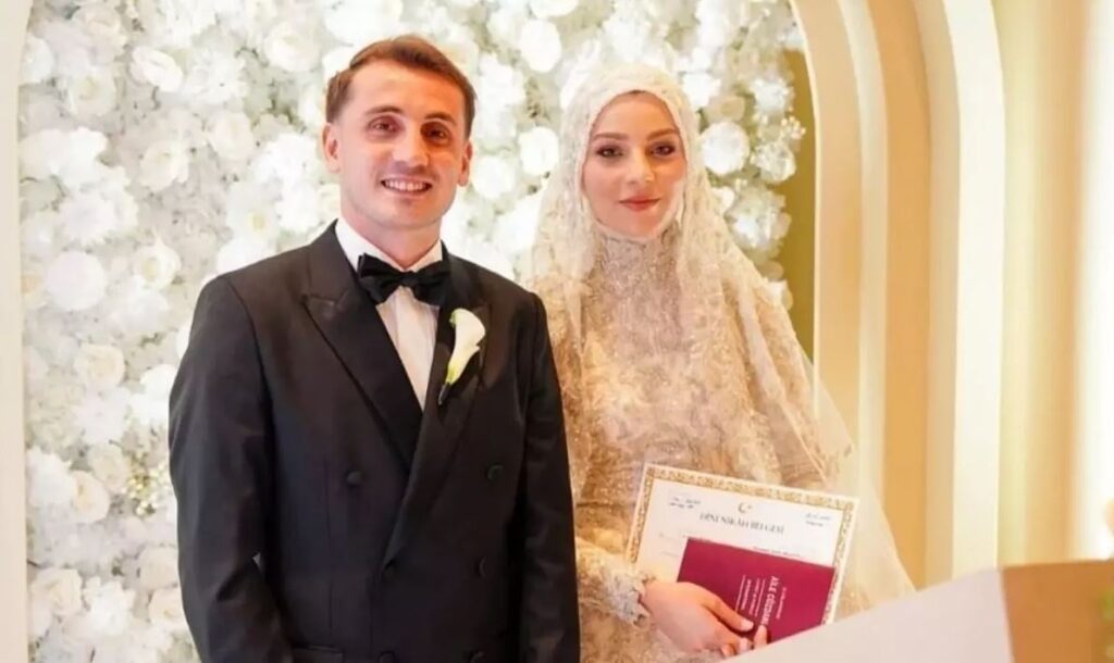 Kerem Aktürkoğlu’nun eşi Ceren Azak kimdir? Kaç yaşında? Hangi takımı tutuyor?