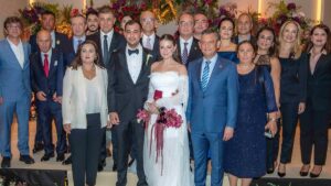 Olağanüstü kurultay öncesi CHP’lileri buluşturan düğün