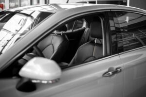 Otomobillerde tamamen yasaklanacak! 2027’de yürürlüğe girecek