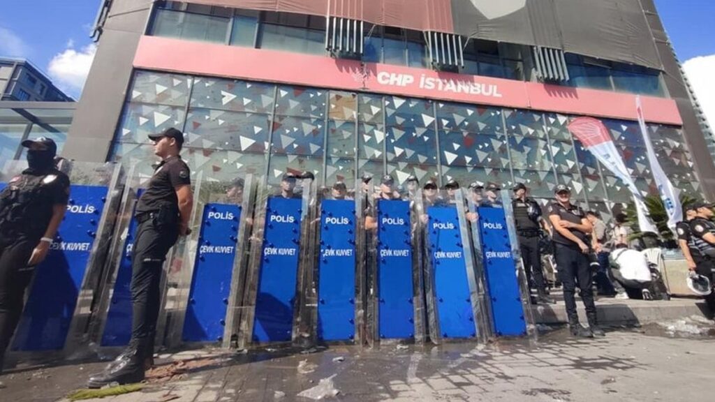 Özgür Özel İstanbul’daki çalışma ofisine gelecek! Dikkat çeken ‘Gürsel Tekin’ ayrıntısı