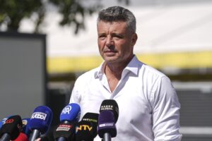 Sadettin Saran’dan olay paylaşım! ‘Omurgasızlar…’