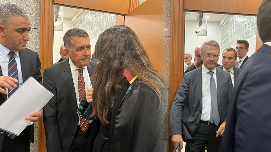 TÜSİAD Başkanı Turan ve YİK Başkanı Aras hakim karşısına çıktı: Dava bir kez daha ertelendi