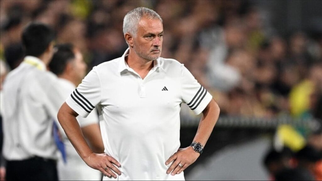 Ünlü futbol yorumcusundan olay Mourinho iddiası