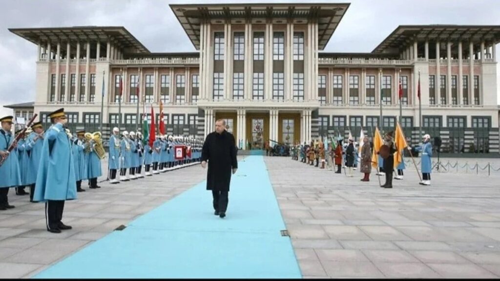 Yetkiyi vatandaş verdi etkiyi yandaş gördü