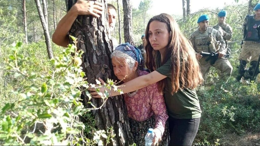 Zehra ninenin mezarı da maden sahasında