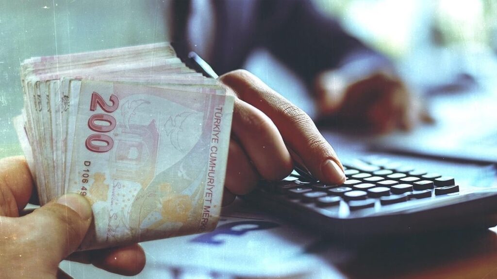 AYM’den memur ve emekliyi üzecek karar