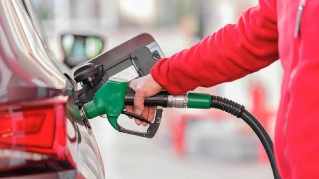 Akaryakıta gelecek zam belli oldu! Cumadan itibaren geçerli olacak