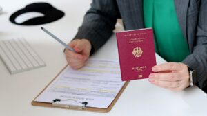 Almanya ‘hızlı vatandaşlığı’ kaldırdı: Türklerin başvurusu askıda