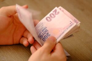 Asgari ücret için net rakam verdi: Tahminleri hep kuruşu kuruşuna tuttu