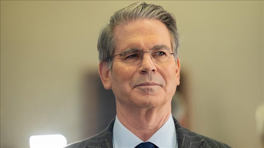 Bessent esti gürledi: Çin’in yeni yasakları ABD’yi ‘cehennemle tanıştırdı’