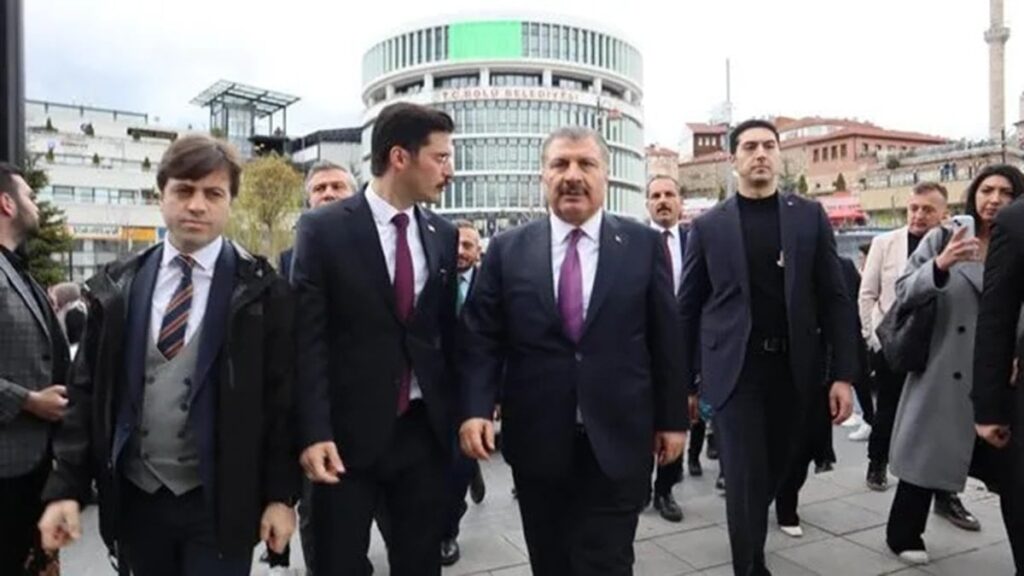 Bir hastaneyi 3 yılda yapamadılar fiyatını 3’le çarptılar