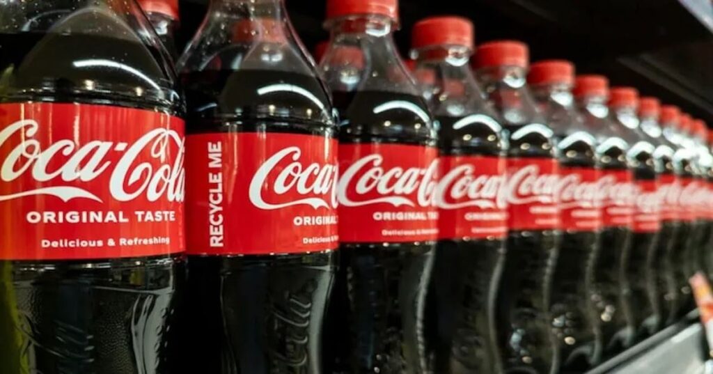 Coca-Cola’nın tadı değişti! 45 yıllık formülden vazgeçtiler