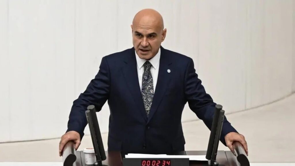 DEM Parti ile tartışma sonrası İYİ Partili Turhan Çömez tehdit aldığını açıkladı