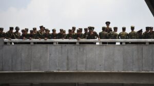 Dünyanın en ‘geçilmez’ sınırını aştı