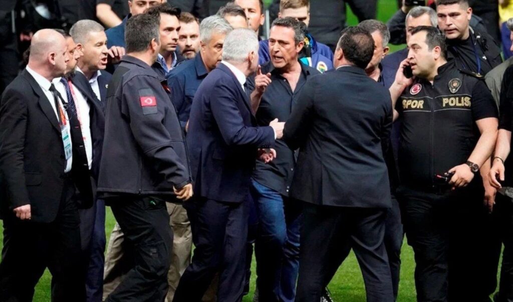 Fenerbahçe’nin eski yöneticisi hakkında hapis istemi!