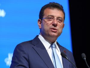 İmamoğlu: Biz çoğunluğuz onlar bir avuç