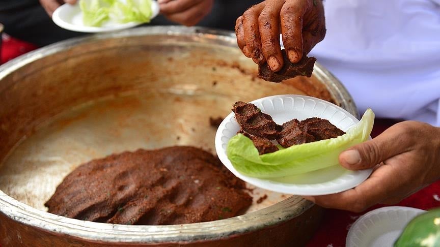 İşte bu yüzden Türkiye’de 21 yıldır gerçek çiğ köfte satılması yasak