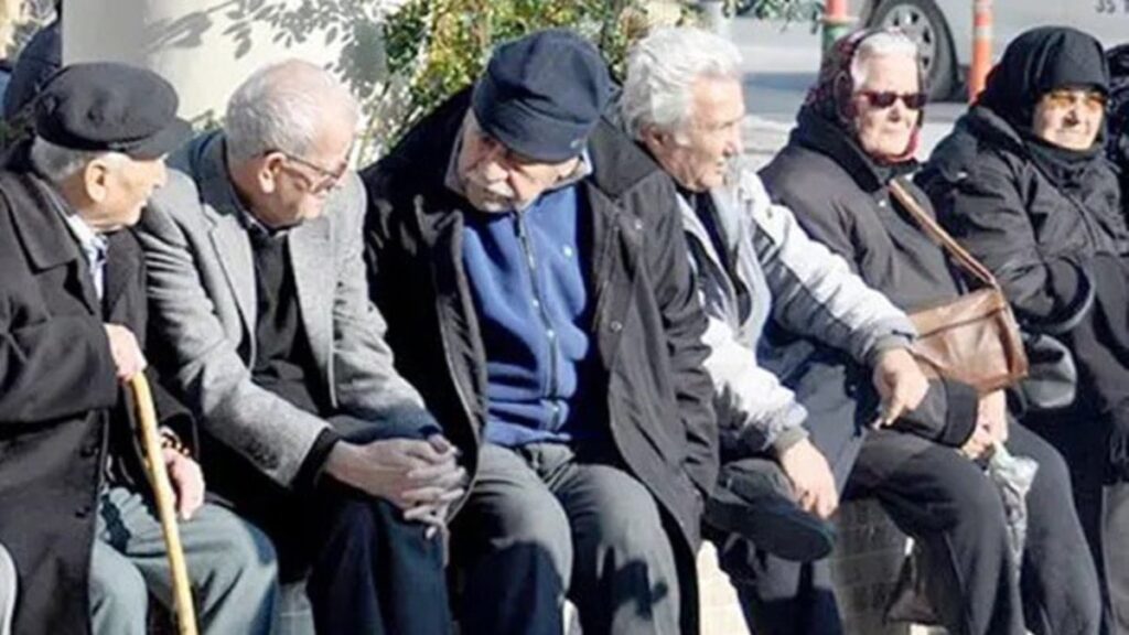 Primlerden yakınan SGK Başkanı Raci Kaya: Düşük maaşın sebebi emeklilerin ölmemesi