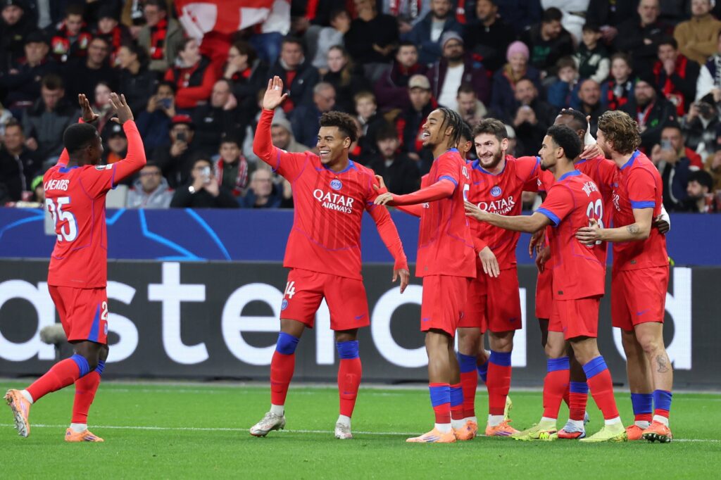 Şampiyonlar Ligi’nde tarihi skor! 9 gol, 2 kırmızı kart çıktı