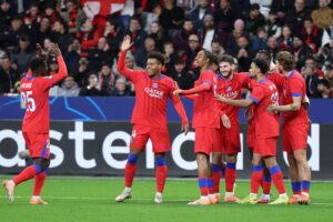 Şampiyonlar Ligi’nde tarihi skor! 9 gol, 2 kırmızı kart çıktı