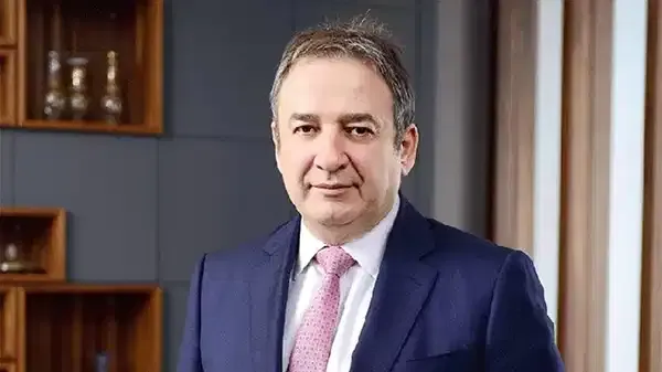 Şişecam eski Başkanı’na yurtdışı yasağı